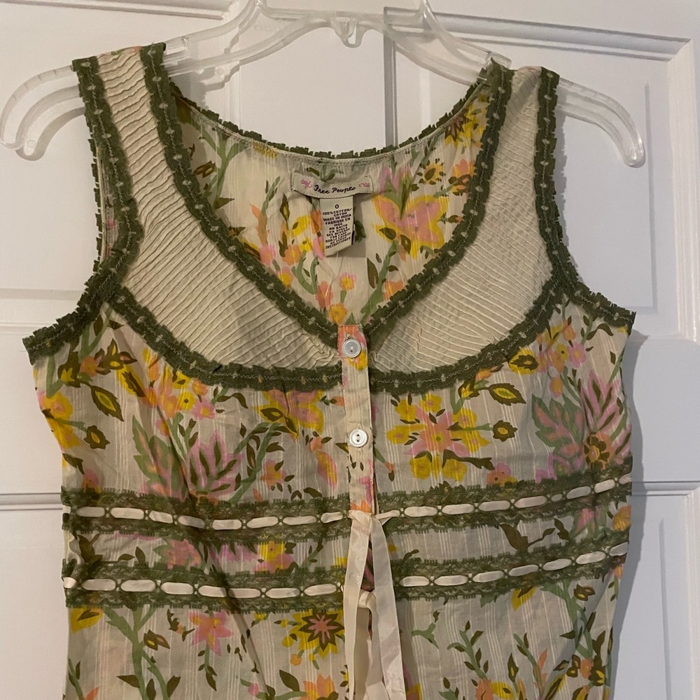 New with tags- Free People top